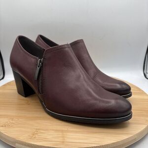 Tamaris Burgundy Leather Ankle Boots EU 39 US 8 Block Heel Side Zip Booties